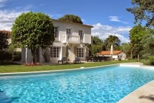 Recently renovated villa with pool