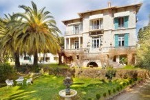 Belle Epoque style villa with 2000 m garden and swimming pool, near Monaco