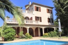 Villa avec piscine et maison d'amis à 150 m de la plage