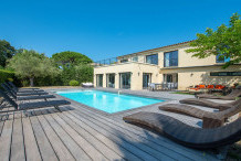 Villa moderne avec piscine, 300 m de la plage