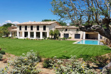 Belle maison avec 6 chambres et piscine, plage et centre ville à pied